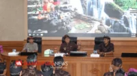 Bupati (1)