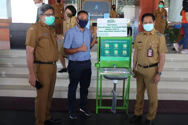 Wabup terima bantuan (8)