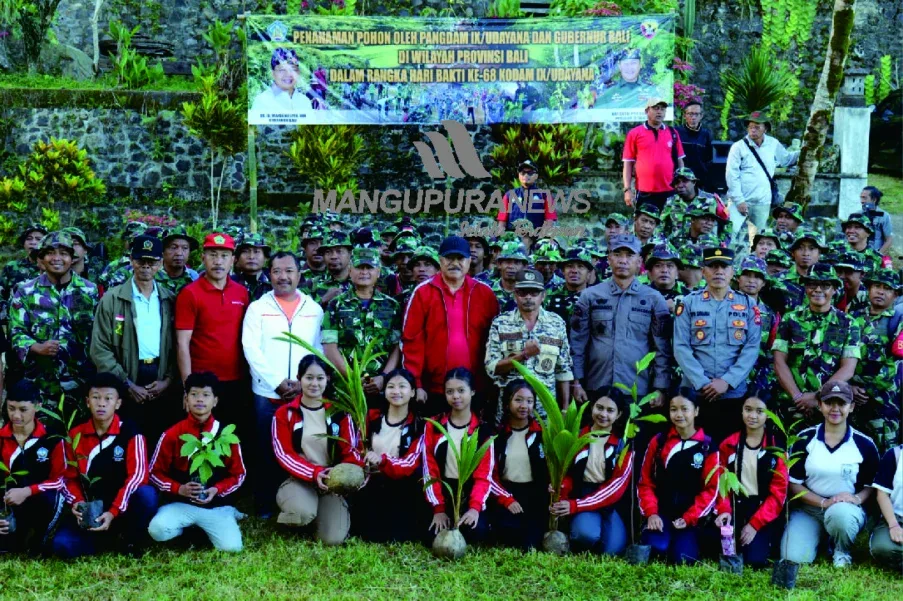 Tabanan Menanam Pohon