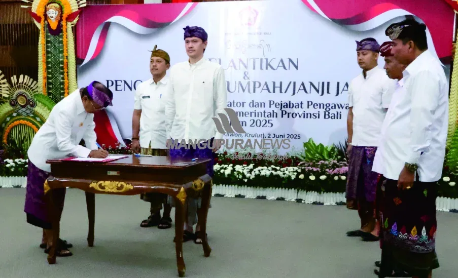 Koster melantik