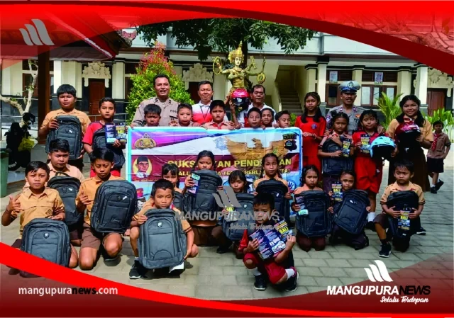 sat lantas polres badung sambangi sdn 1 mambal