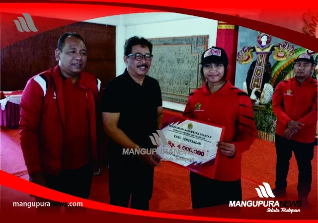 wabup gianyar bonus alet