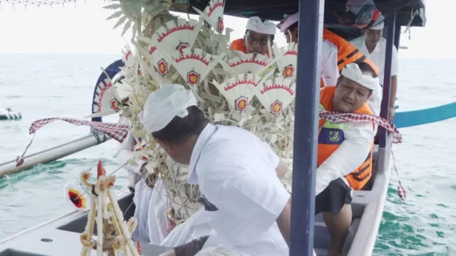 upacara pakelem pemahayu jagat (4)