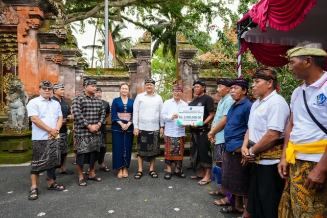 bantuan sosial keagamaan galungan