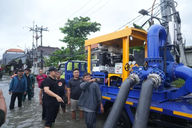 wabup pantau banjir (4)