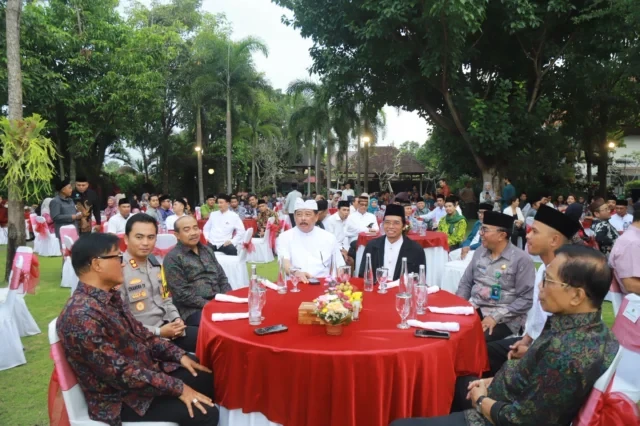 buka puasa wabup gianyar buka puasa wabup gianyar