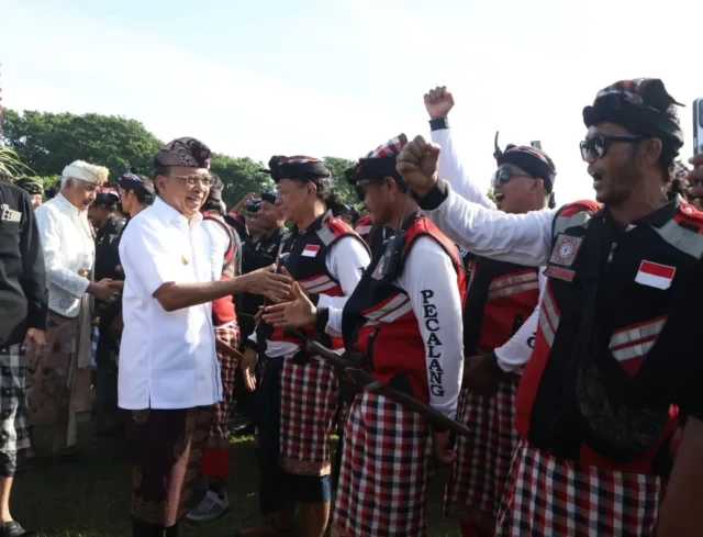 ribuan pecalang