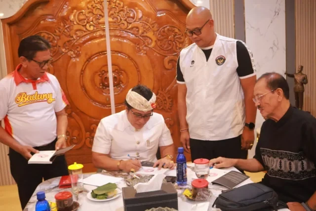 wagub giri prasta terima audiensi koni bali1