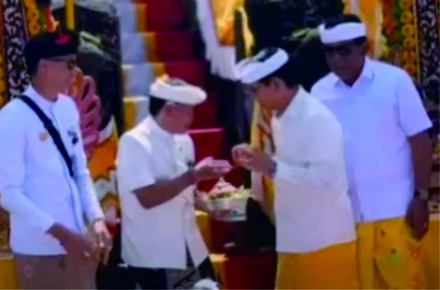anom gumanti bakti penganyaran besakih