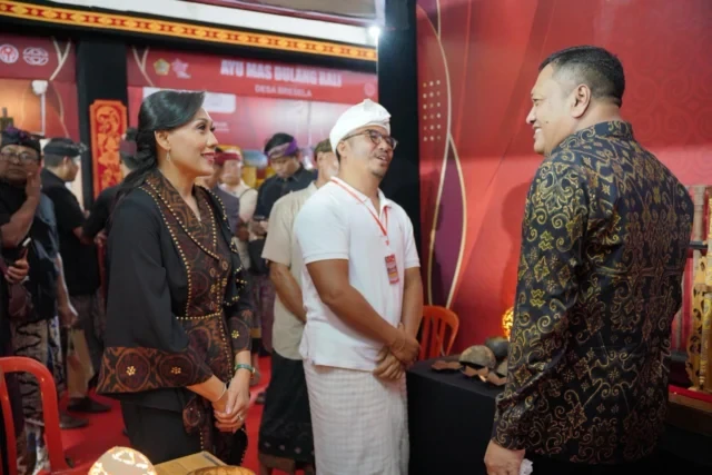 dekranasda gianyar buka pameran umkm dekranasda gianyar buka pameran umkm