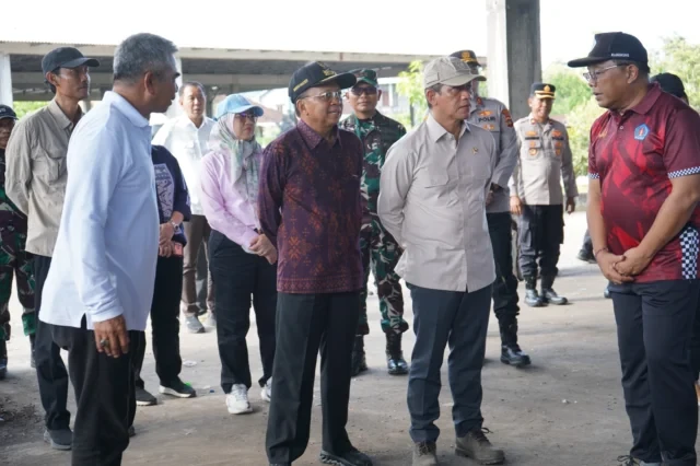 menteri lh tinjau tpa suwung