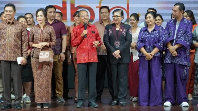 dekranasda bali fashion day sesi 4