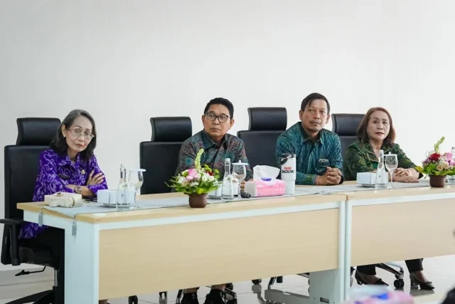 graha dampingi bupati