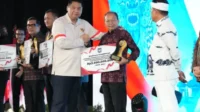 pemprov bali raih peringkat pertama nasional dua penghargaan kemendagri