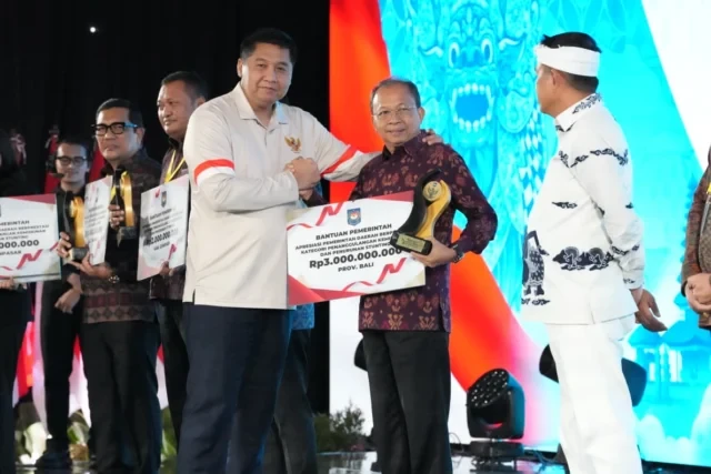 pemprov bali raih peringkat pertama nasional dua penghargaan kemendagri