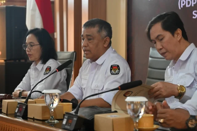 rapat pleno terbuka pemutakhiran data pemilih berkelanjutan (pdpb) tingkat provinsi bali tetapkan daftar pemilih berkelanjutan (dpb) semester i tahun 2026 sebanyak 3.377.285 pemilih rapat pleno terbuka pemutakhiran data pemilih berkelanjutan (pdpb) tingkat provinsi bali tetapkan daftar pemilih berkelanjutan (dpb) semester i tahun 2026 sebanyak 3.377.285 pemilih